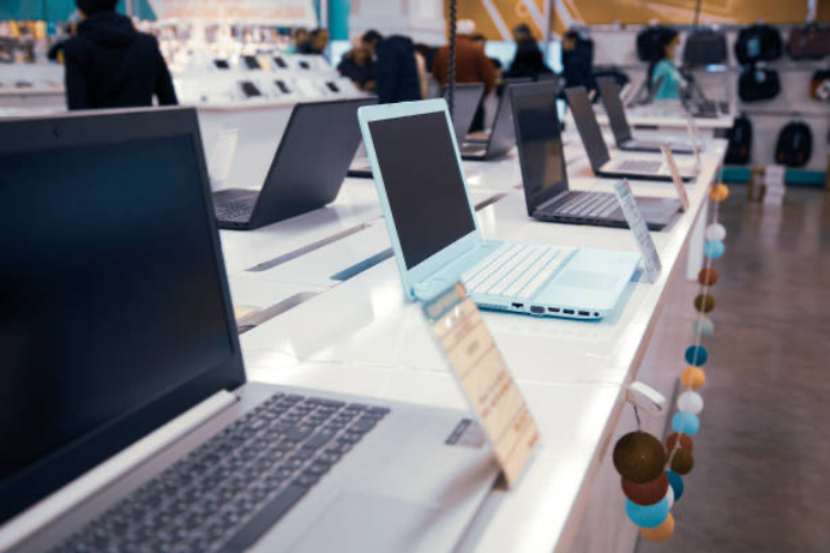 Why IT Rentals Are the Smart Choice for Startups and Remote Teams in 2025